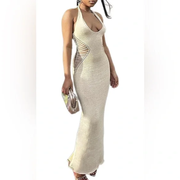 NWOT Bodycon Knitted Cutout Waist Sweater Dress Size Medium - Picture 1 of 5